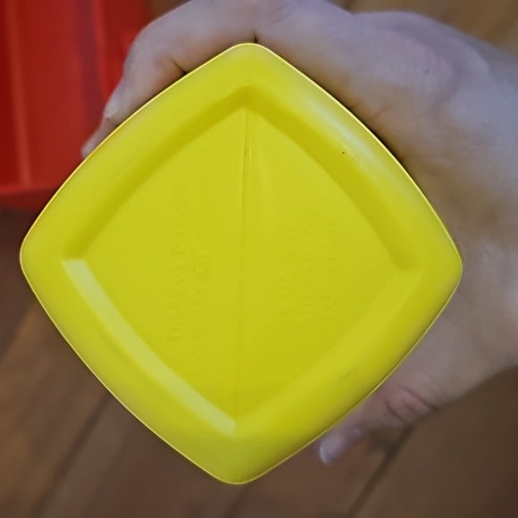 Vintage 1981 Thermos co Red Barn lunch box with cup - Picture 11 of 15